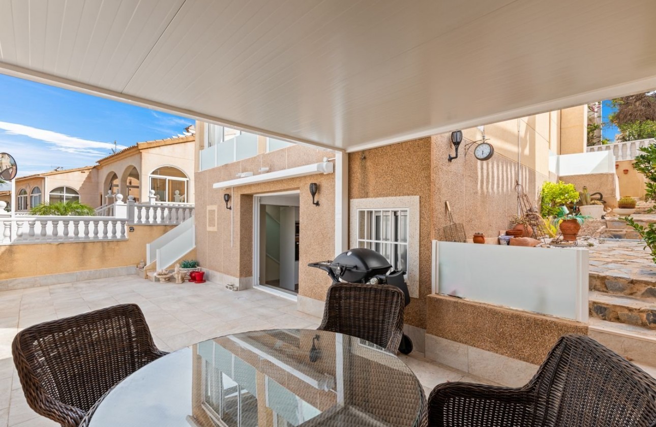 Begagnad - Fristående Villa - Orihuela Costa - Los Altos