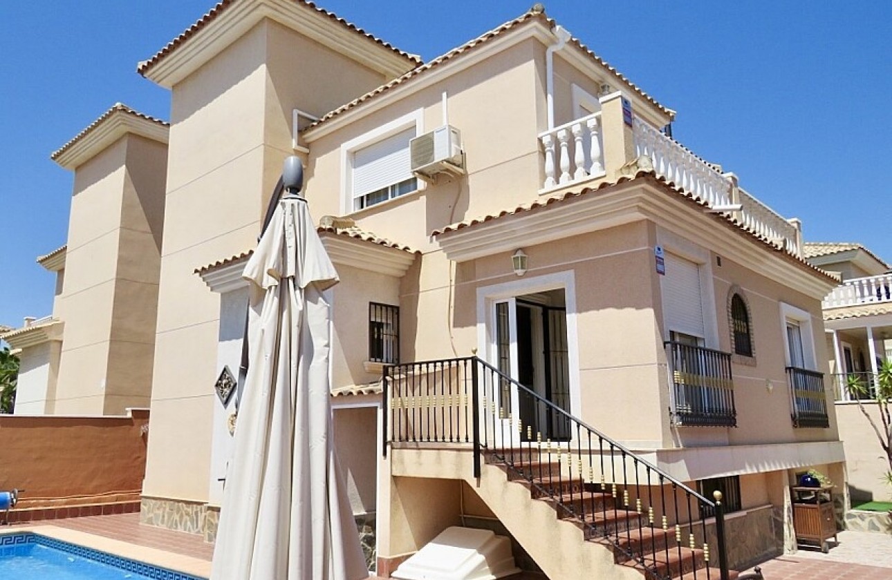 Begagnad - Fristående Villa - Orihuela Costa - Los Altos