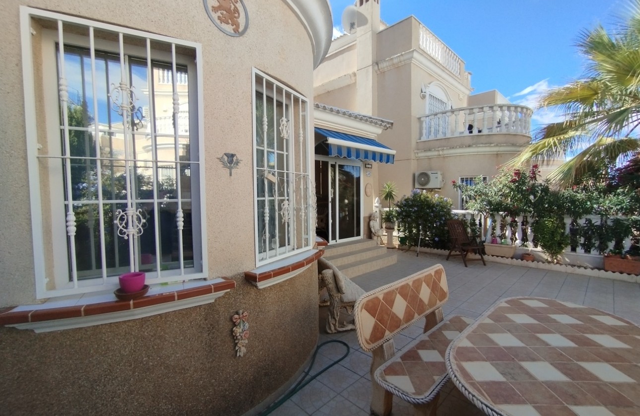 Begagnad - Fristående Villa - Orihuela Costa - Los Altos