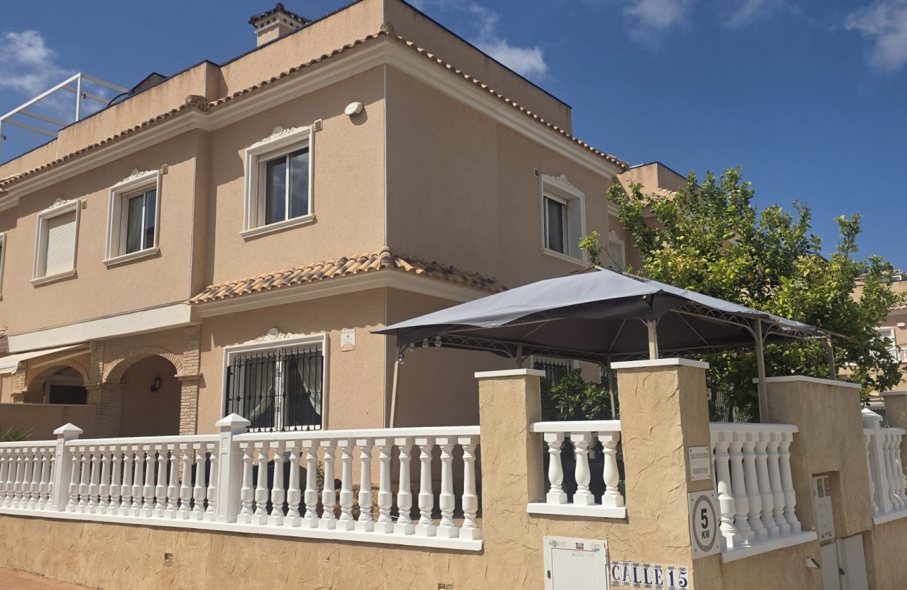 Begagnad - Fristående Villa - Orihuela Costa - Los Dolses