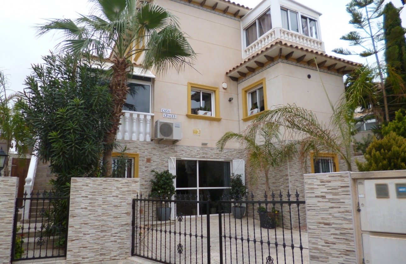 Begagnad - Fristående Villa - Orihuela Costa - Playa Flamenca