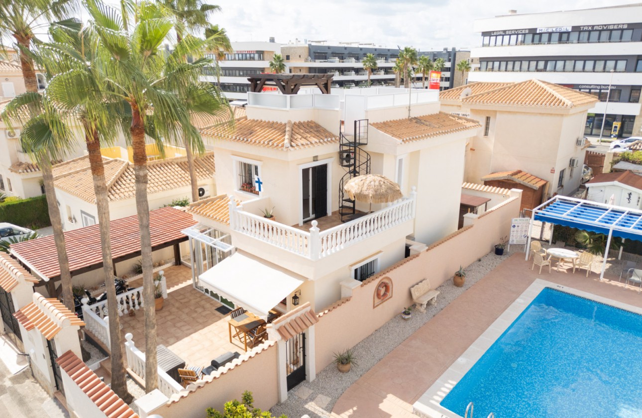 Begagnad - Fristående Villa - Orihuela Costa - Playa Flamenca