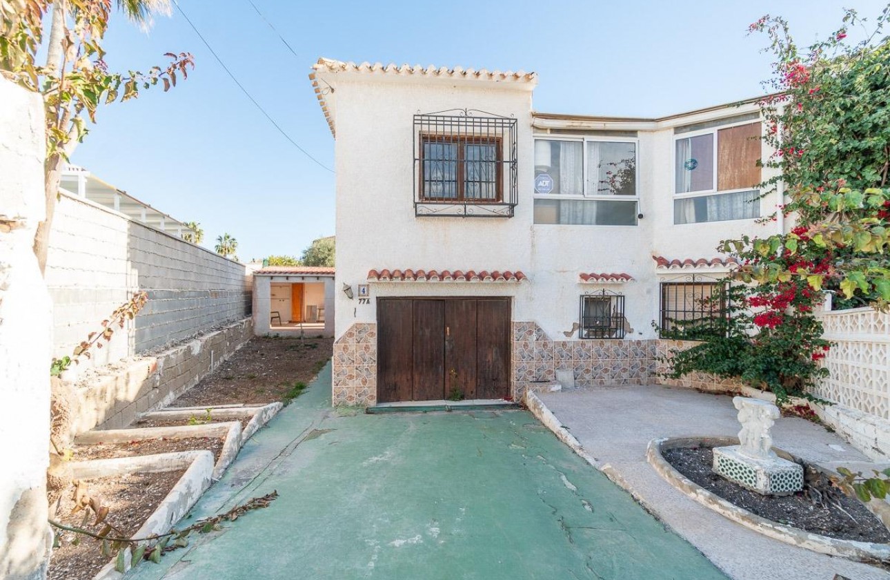 Begagnad - Fristående Villa - Orihuela Costa - Punta Prima