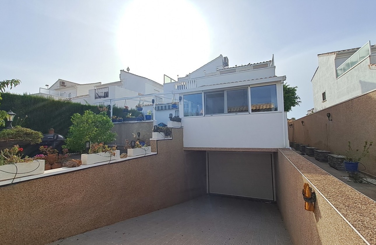 Begagnad - Fristående Villa - Orihuela Costa - Punta Prima