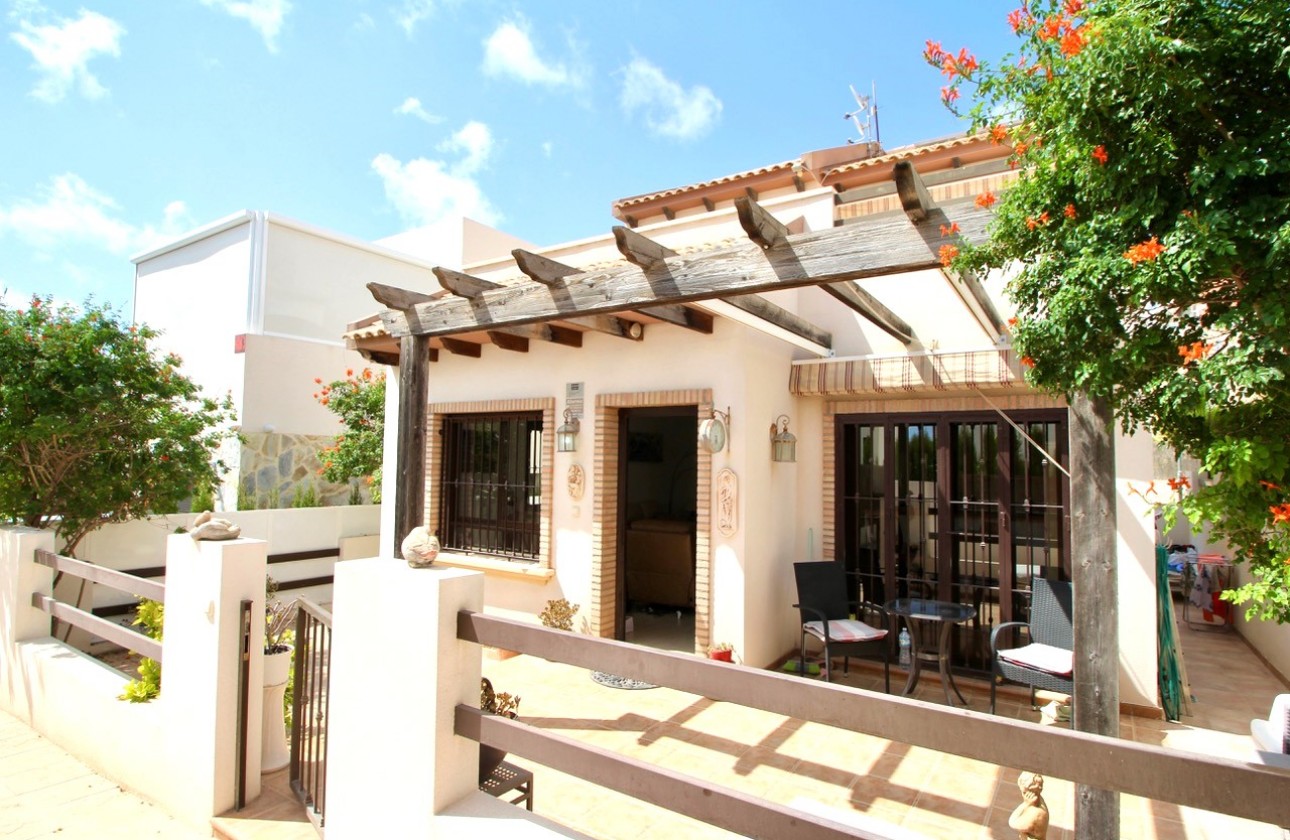 Begagnad - Fristående Villa - Orihuela Costa - Villamartín