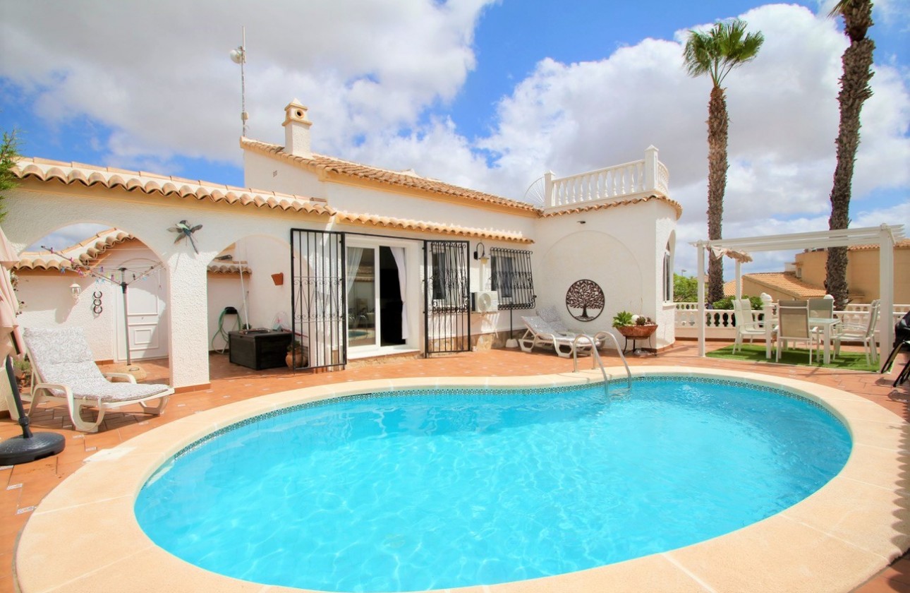 Begagnad - Fristående Villa - Orihuela Costa - Villamartín