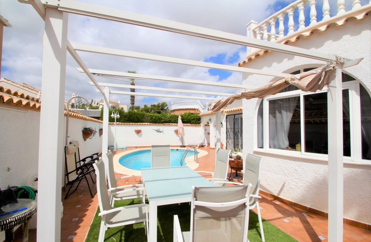 Begagnad - Fristående Villa - Orihuela Costa - Villamartín