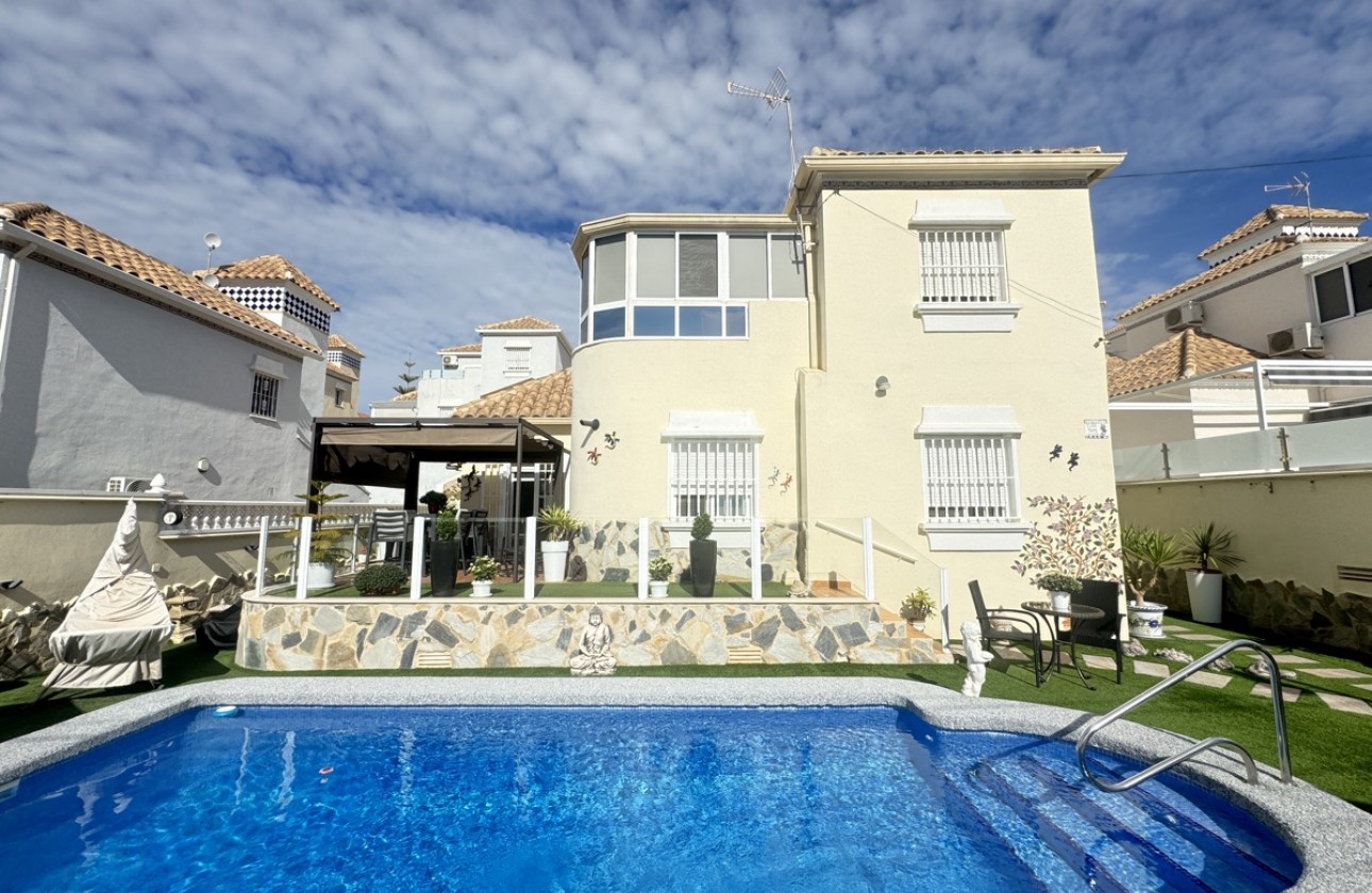 Begagnad - Fristående Villa - Orihuela Costa - Villamartín