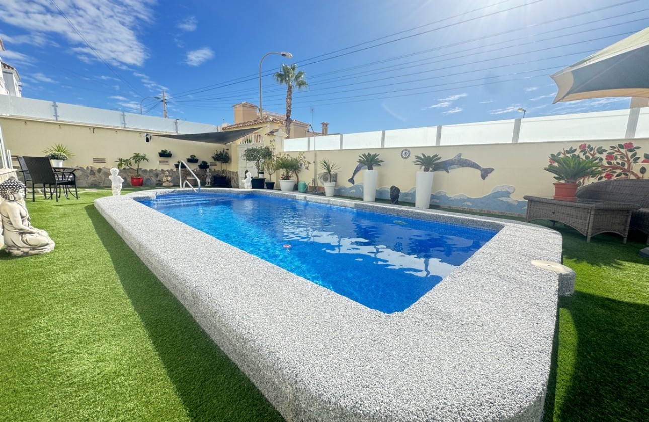 Begagnad - Fristående Villa - Orihuela Costa - Villamartín