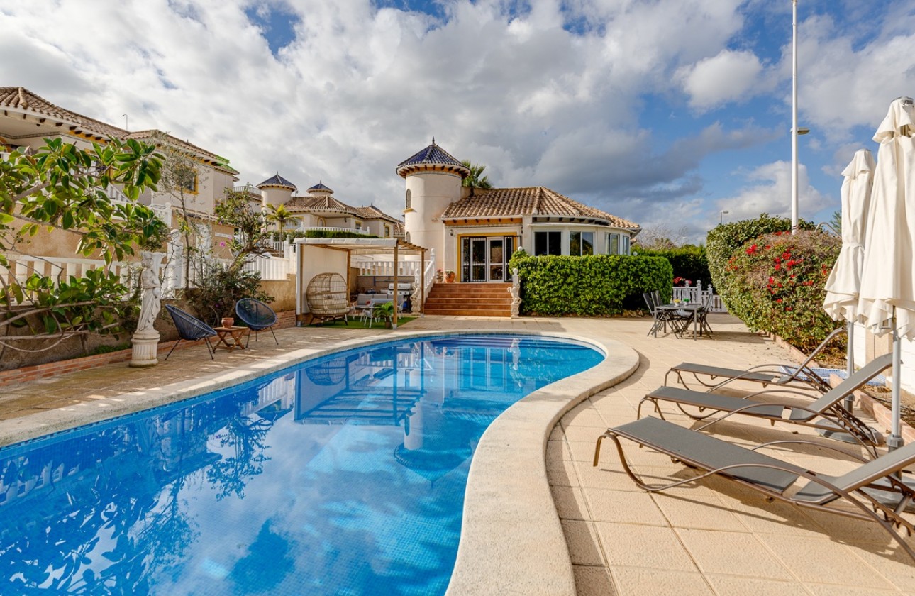 Begagnad - Fristående Villa - Orihuela Costa - Villamartín