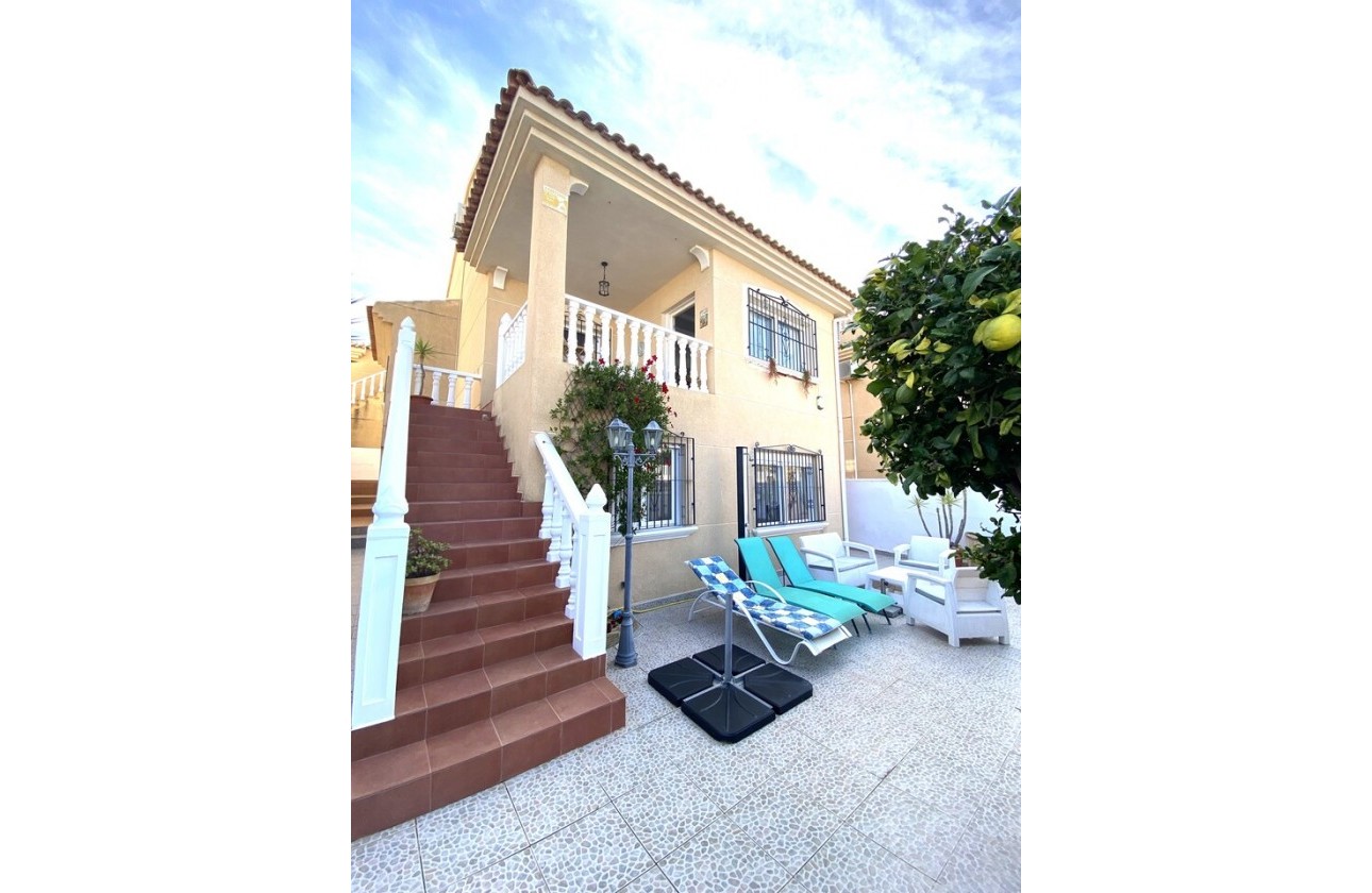 Begagnad - Fristående Villa - Orihuela Costa - Villamartín