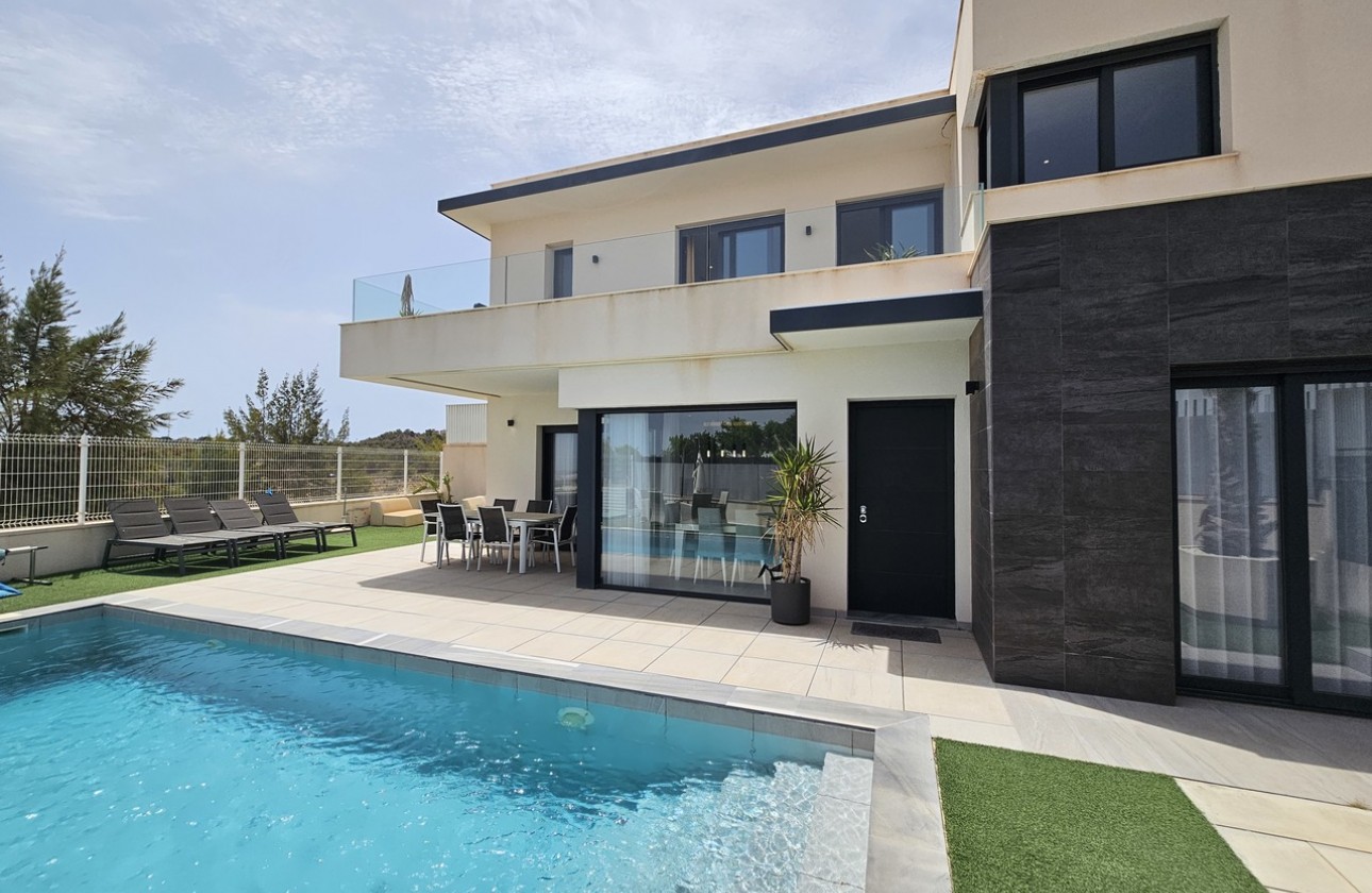 Begagnad - Fristående Villa - Orihuela Costa - Villamartín