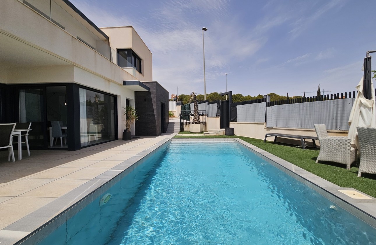 Begagnad - Fristående Villa - Orihuela Costa - Villamartín