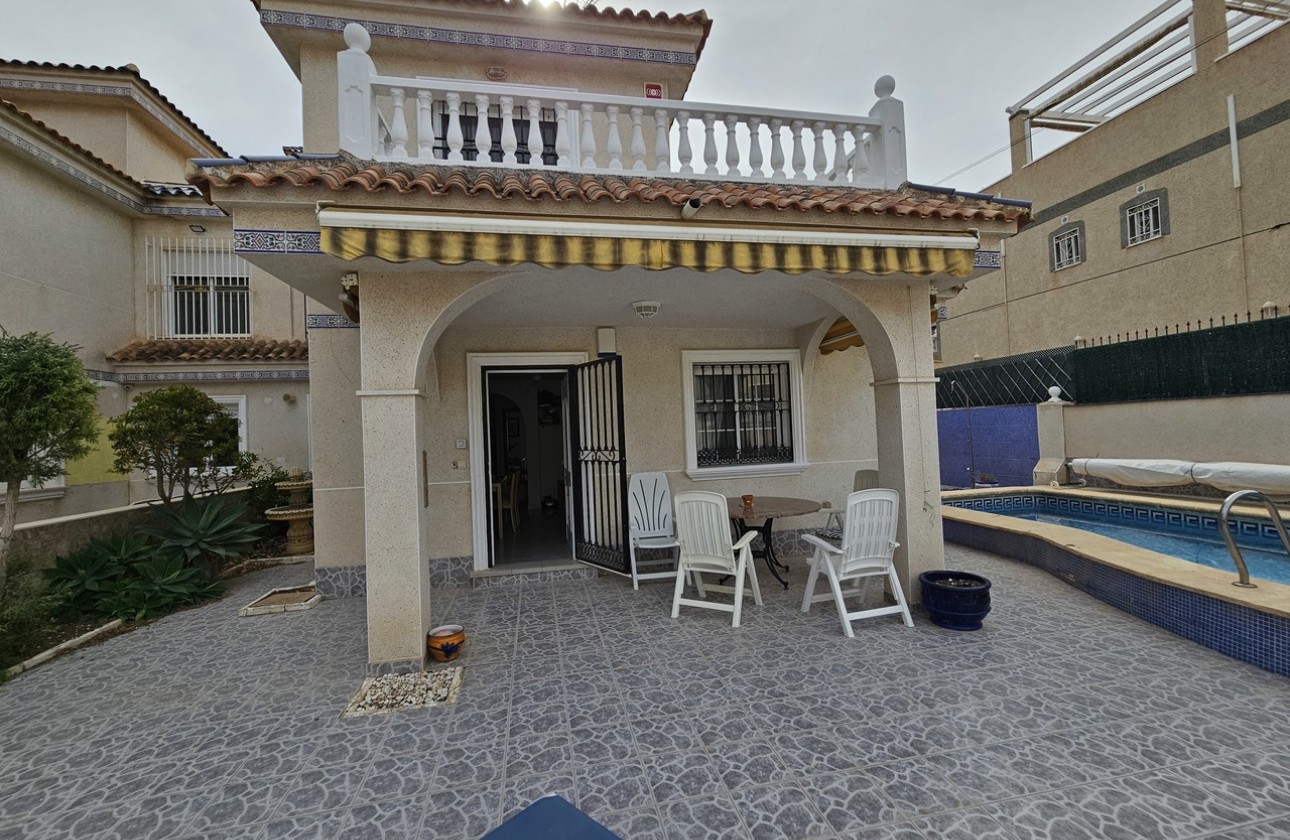 Begagnad - Fristående Villa - Orihuela Costa - Villamartín