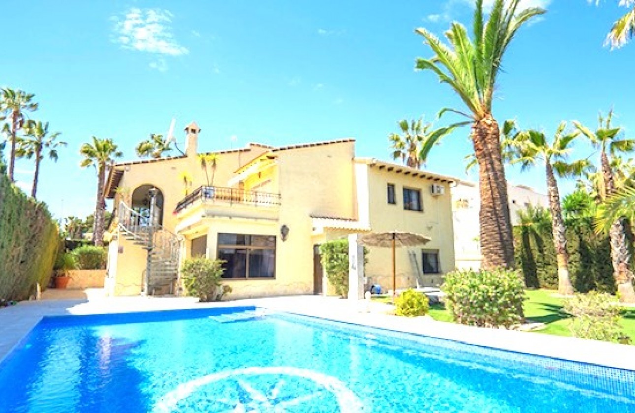 Begagnad - Fristående Villa - Orihuela Costa - Villamartín