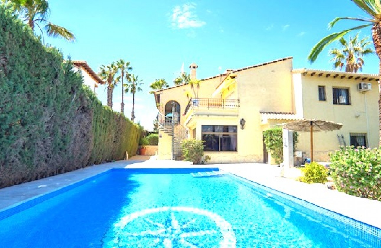 Begagnad - Fristående Villa - Orihuela Costa - Villamartín