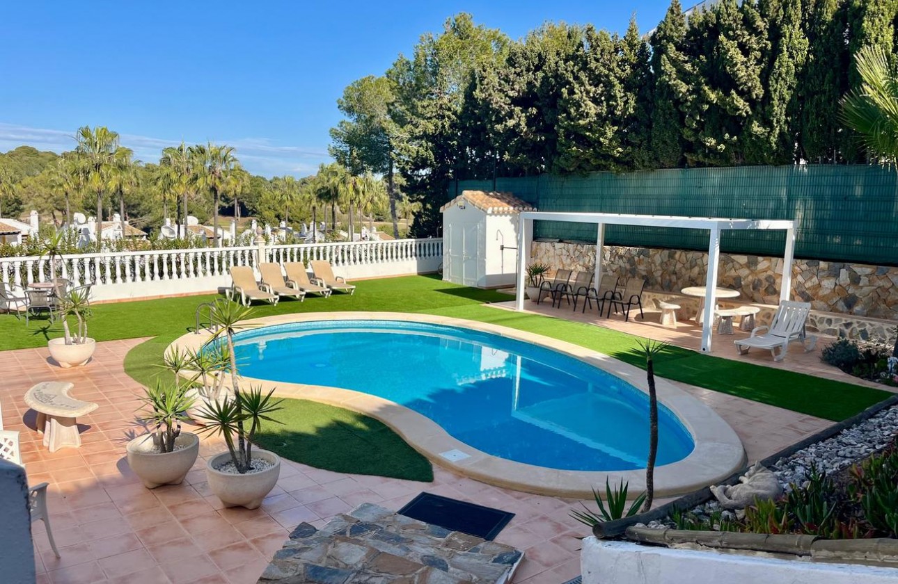 Begagnad - Fristående Villa - Orihuela Costa - Villamartín