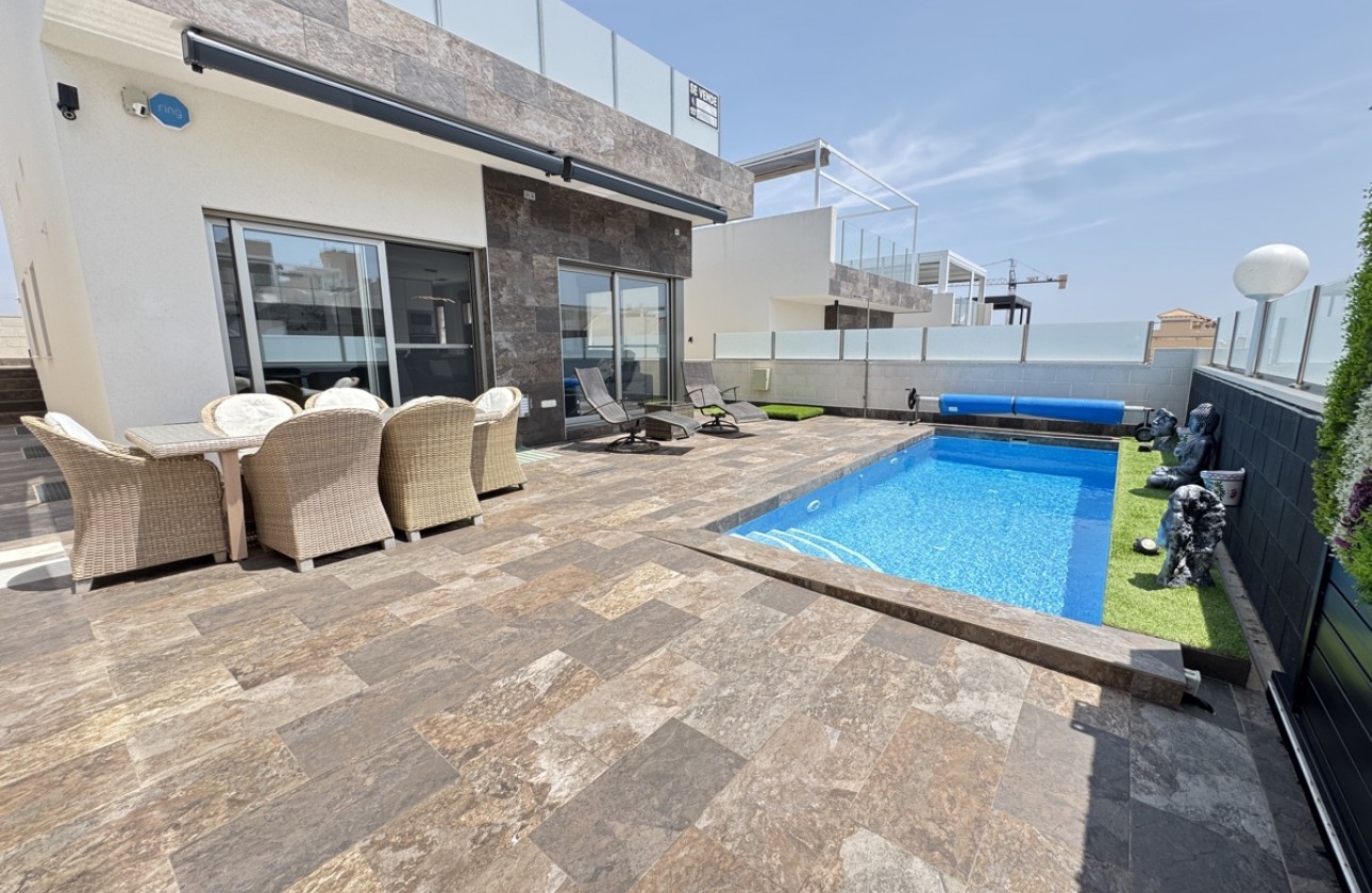 Begagnad - Fristående Villa - Orihuela Costa - Villamartín