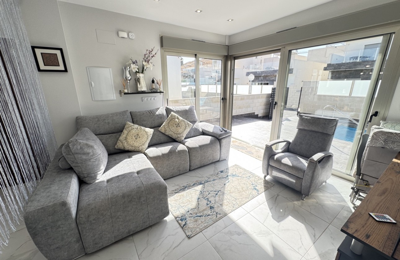 Begagnad - Fristående Villa - Orihuela Costa - Villamartín