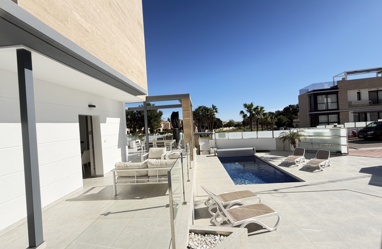 Begagnad - Fristående Villa - Orihuela Costa - Villamartín