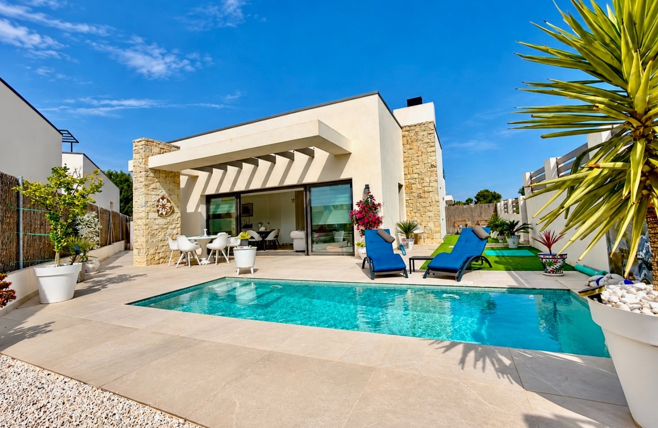 Begagnad - Fristående Villa - San Miguel de Salinas - Blue Lagoon - Galán