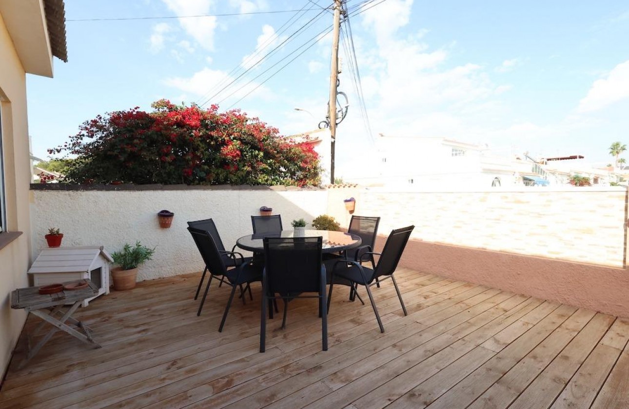 Begagnad - Fristående Villa - Torrevieja - La Siesta - El Salado - Torreta