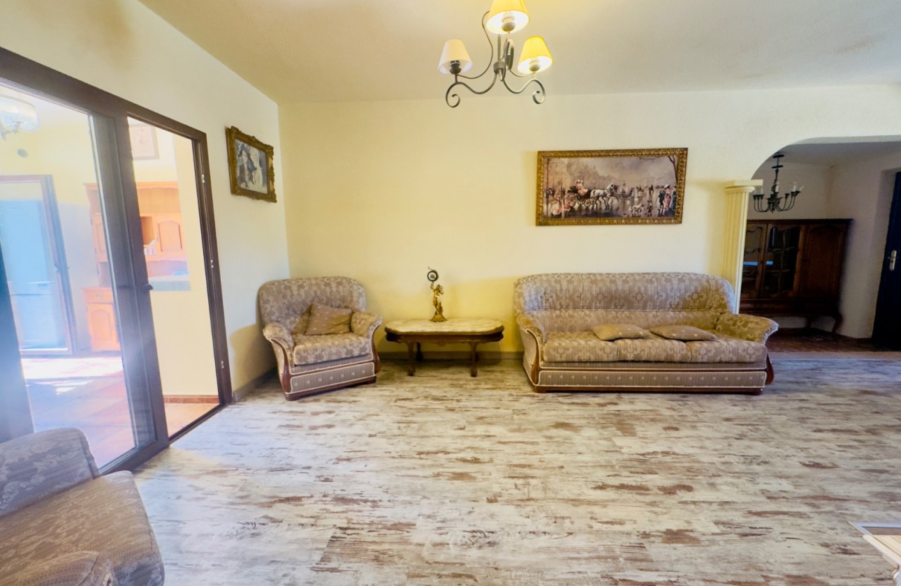 Begagnad - Fristående Villa - Torrevieja - Los Balcones - Los Altos del Edén