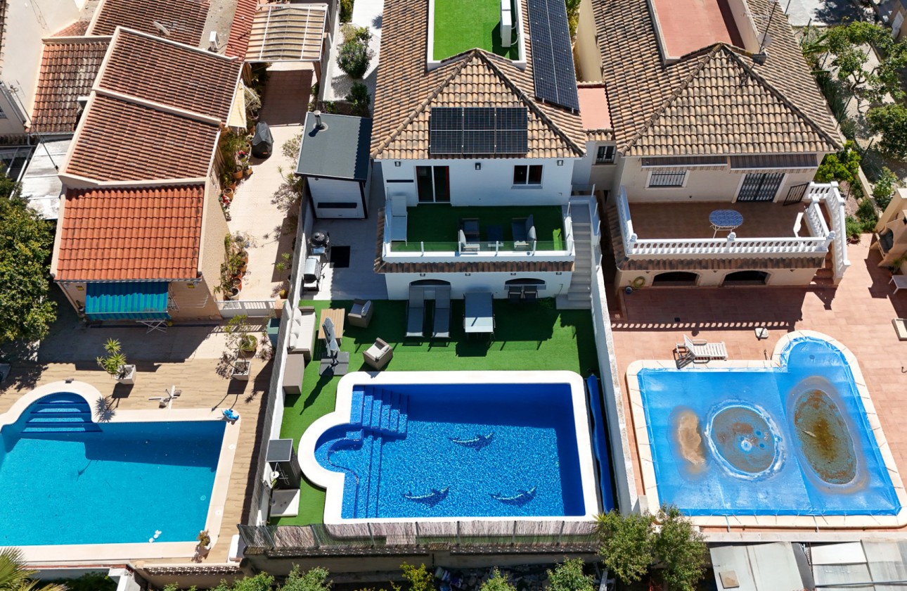 Begagnad - Fristående Villa - Torrevieja - Los Balcones - Los Altos del Edén