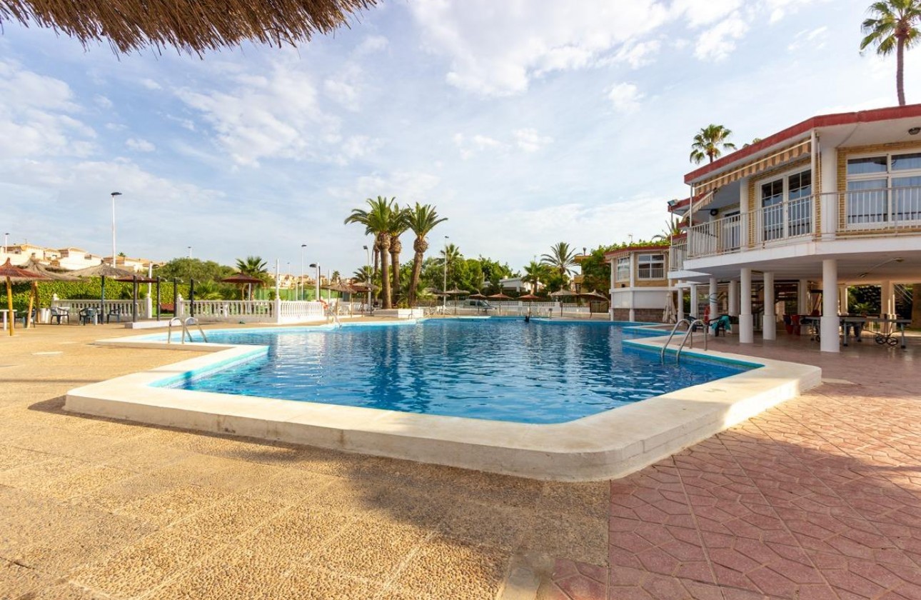 Begagnad - Fristående Villa - Torrevieja - Los Frutales