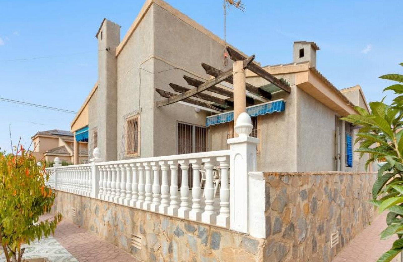 Begagnad - Fristående Villa - Torrevieja - Nueva Torrevieja - Aguas Nuevas