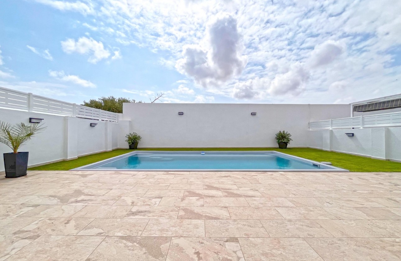 Begagnad - Fristående Villa - Torrevieja - San Luis