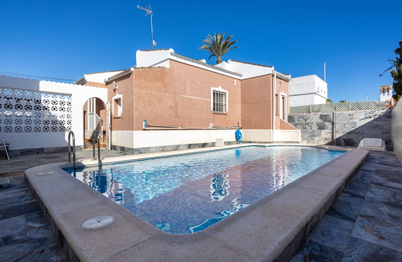 Begagnad - Fristående Villa - Torrevieja - San Luis