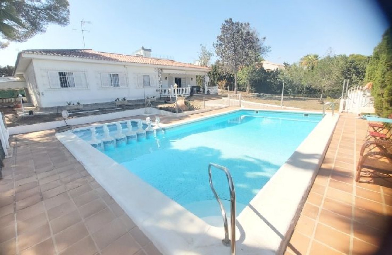 Begagnad - Fristående Villa - Torrevieja