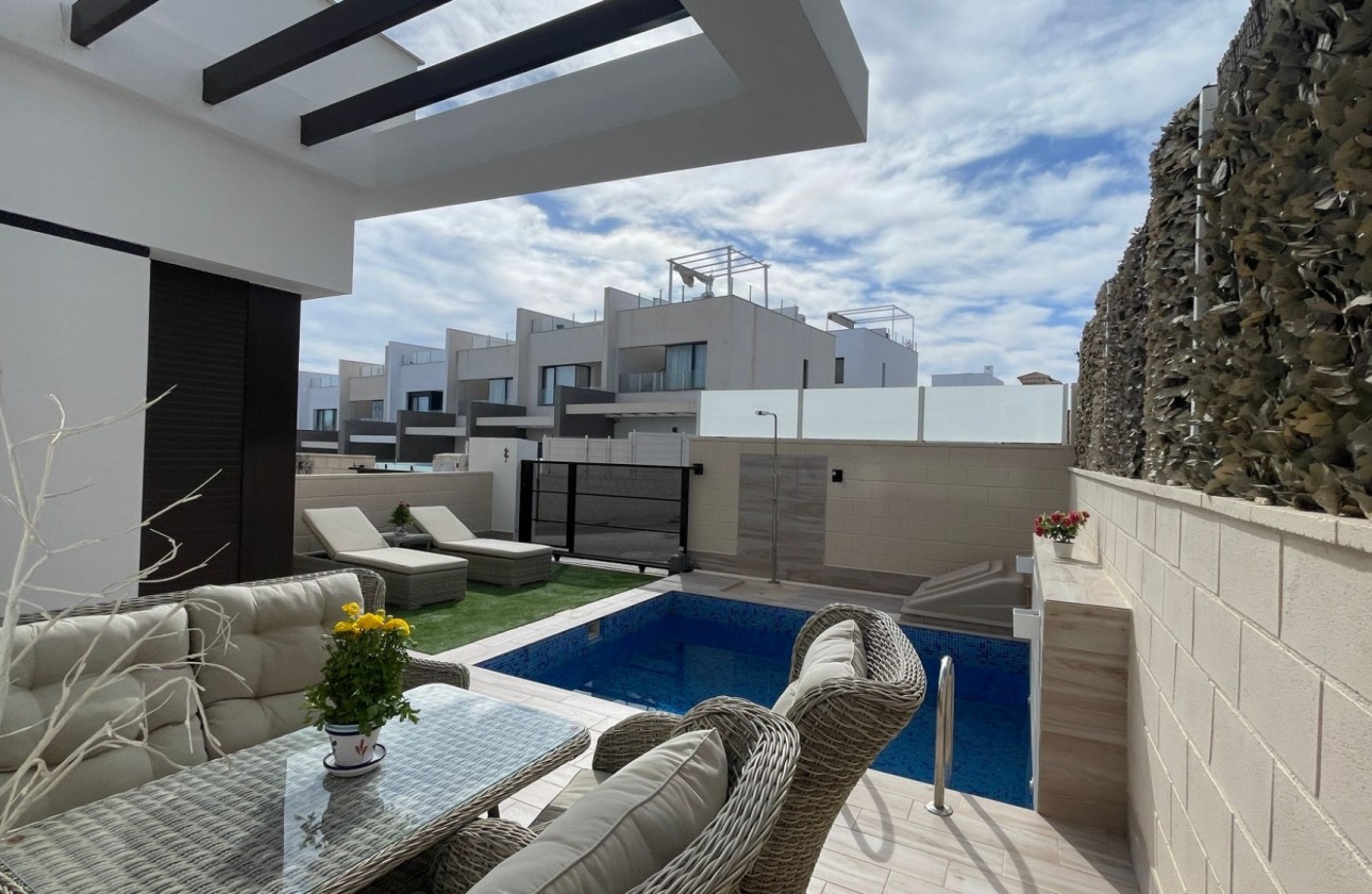 Begagnad - House - Orihuela Costa - Villamartín