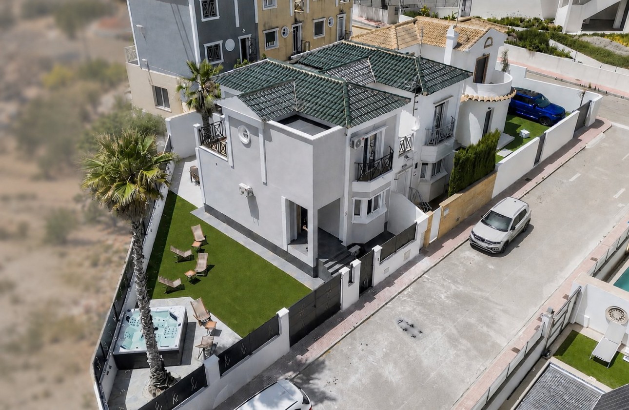 Begagnad - House - Orihuela Costa - Villamartín