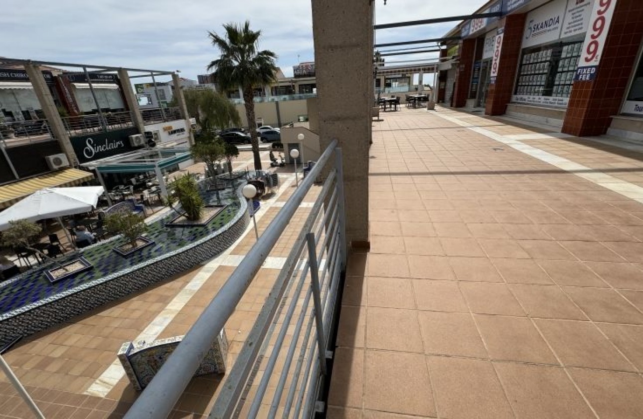 Begagnad - Kommersiell - Orihuela Costa