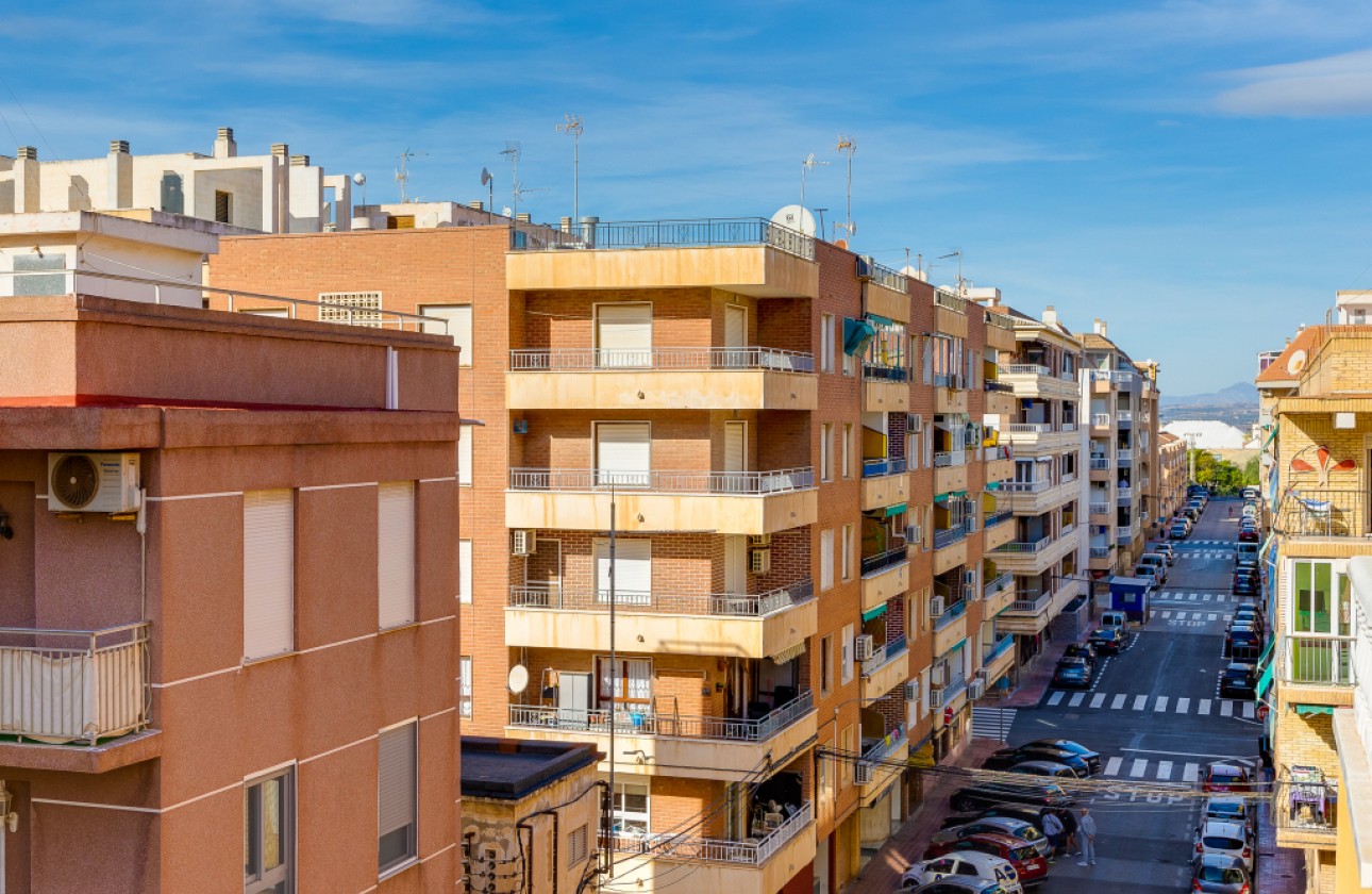 Begagnad - Lägenhet - Torrevieja - calle Valencia