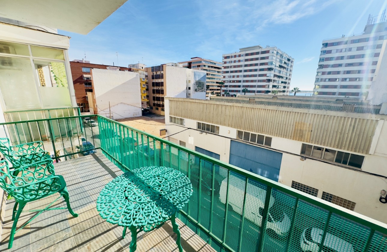 Begagnad - Lägenhet - Torrevieja - El Acequión - Los Náufragos