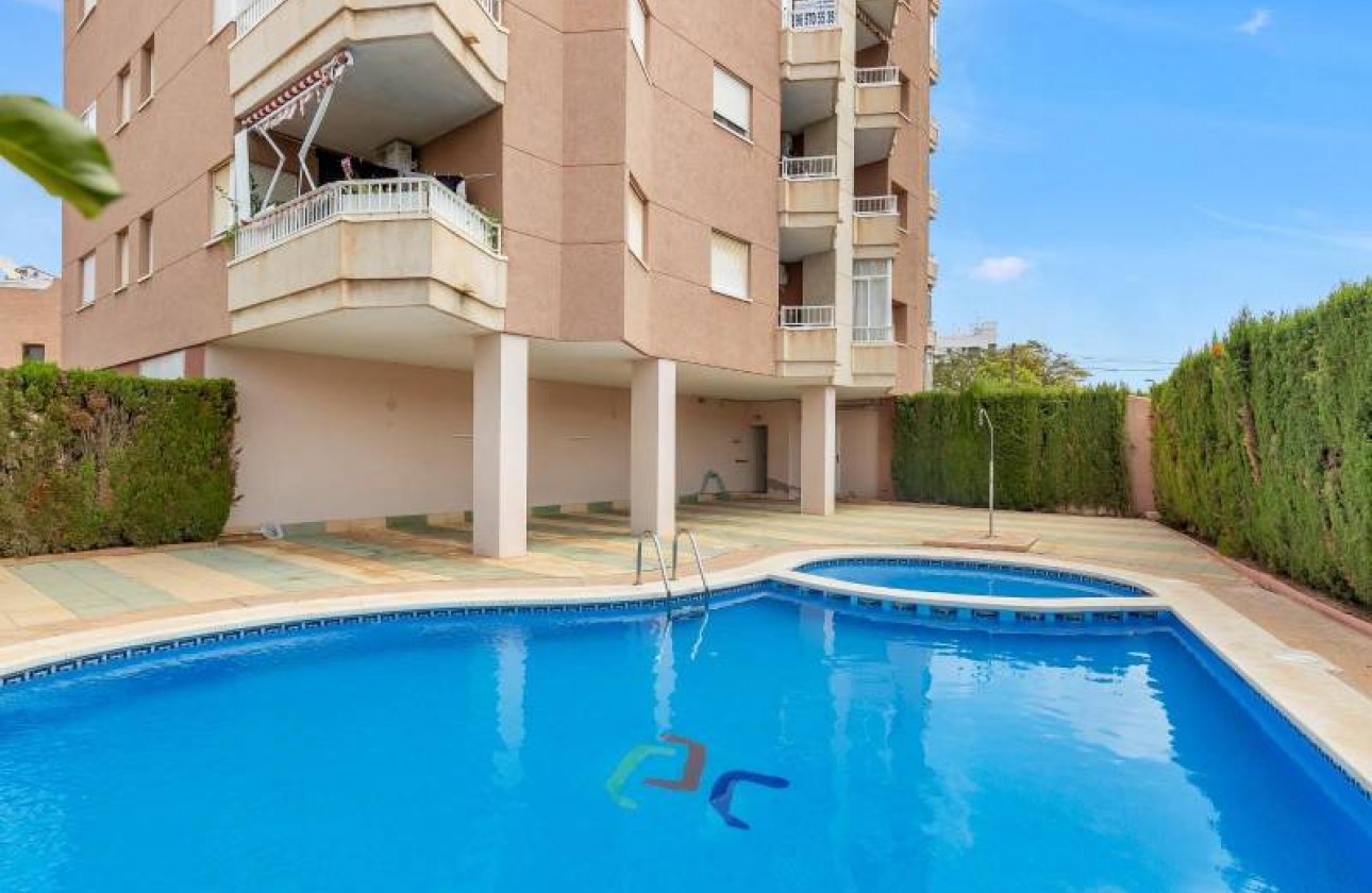 Begagnad - Lägenhet - Torrevieja - Nueva Torrevieja - Aguas Nuevas