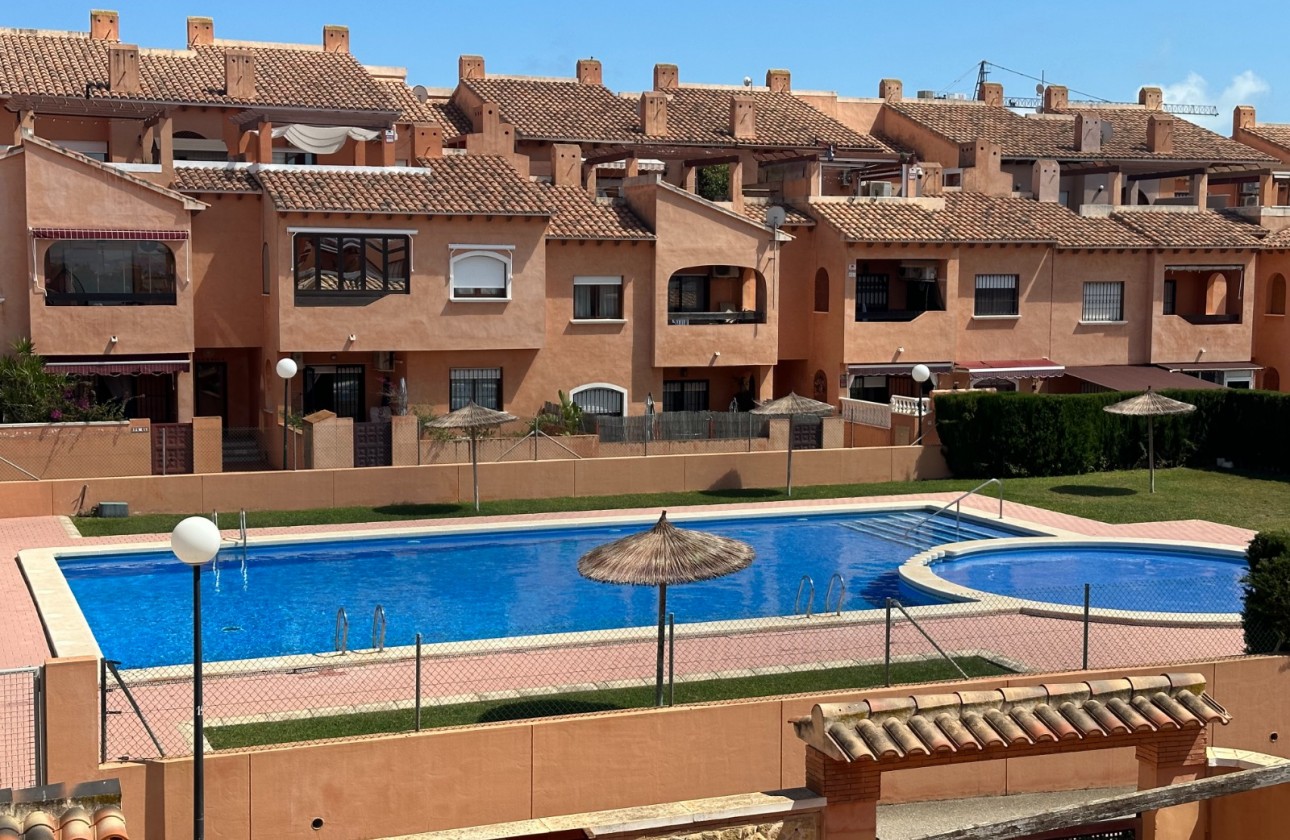 Begagnad - Lägenhet - Torrevieja - Nueva Torrevieja - Aguas Nuevas