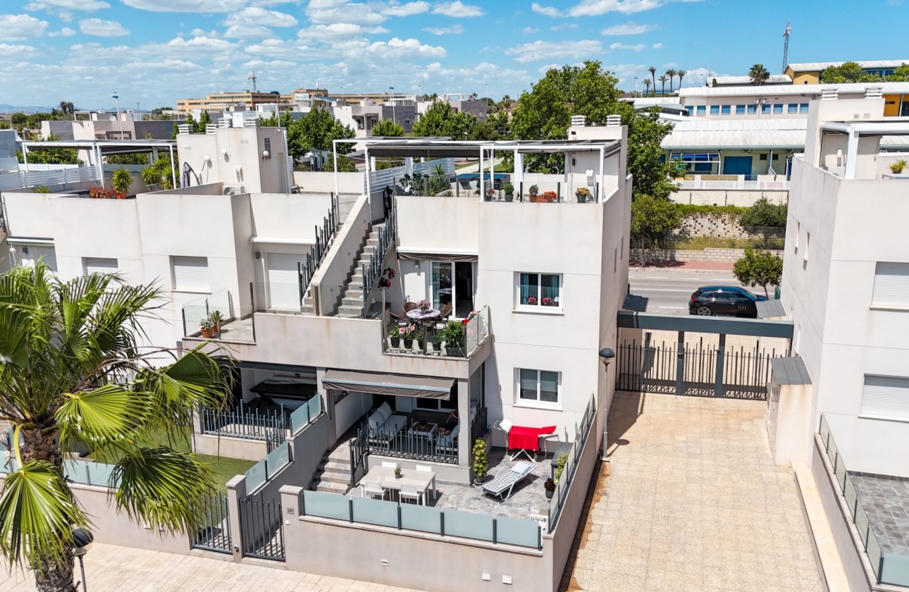 Begagnad - Lägenhet - Torrevieja - Nueva Torrevieja - Aguas Nuevas