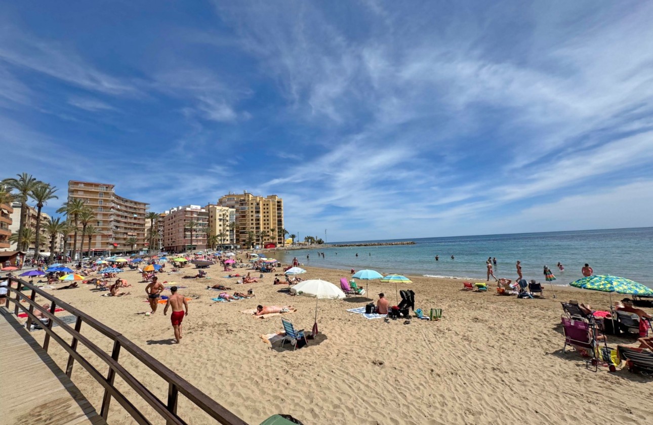 Begagnad - Lägenhet - Torrevieja - Playa del Cura