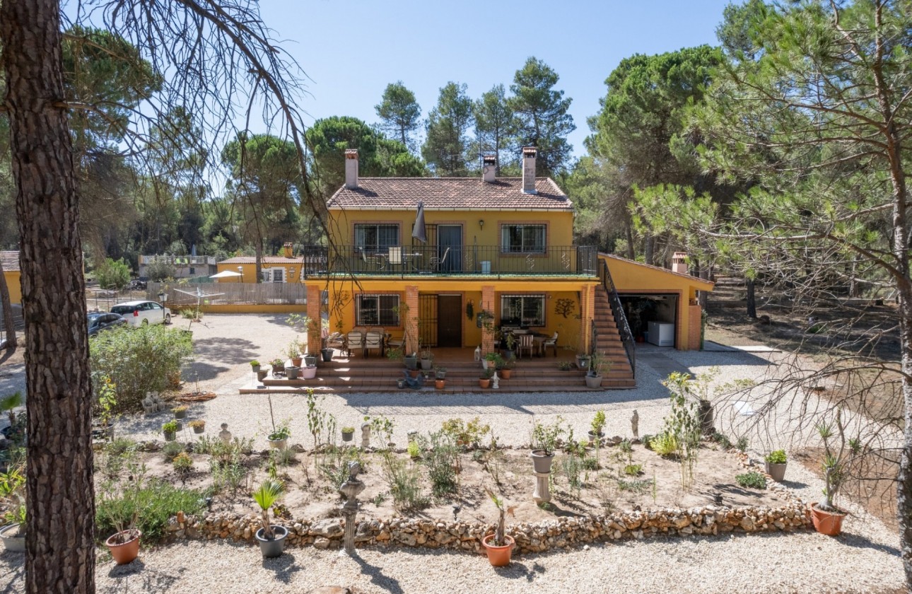 Begagnad - Landsbyggdshus - Bocairent