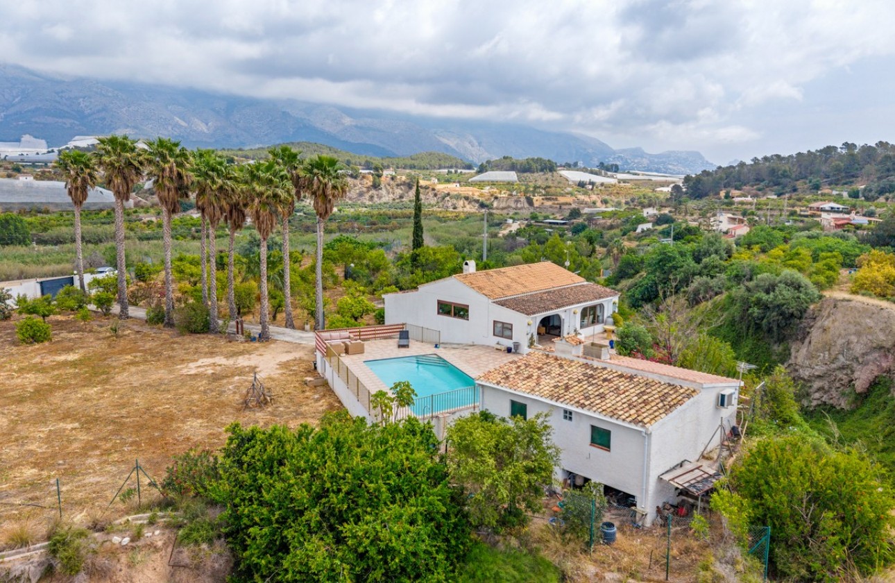 Begagnad - Landsbyggdshus - La Nucía