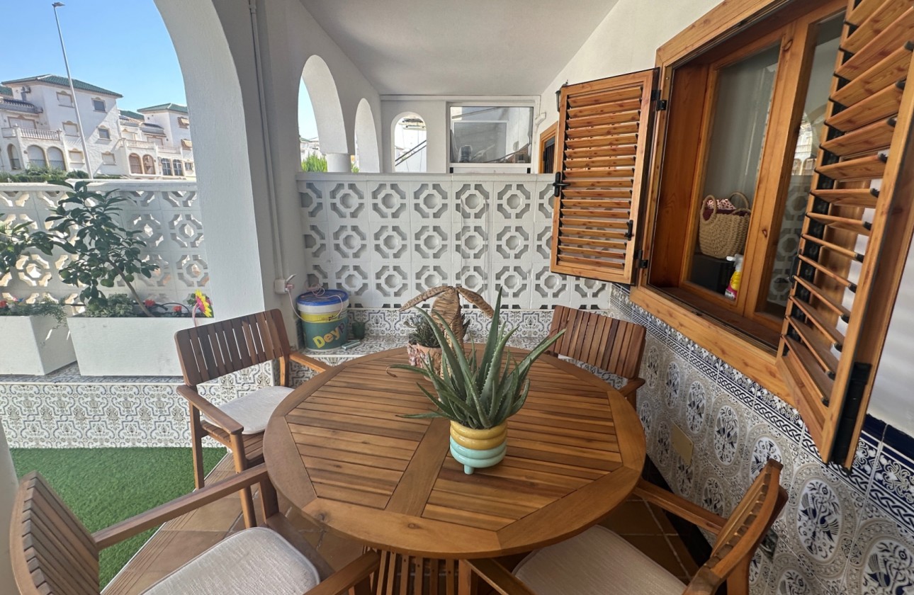 Begagnad - Radhus - La Mata - Torrelamata - La Mata