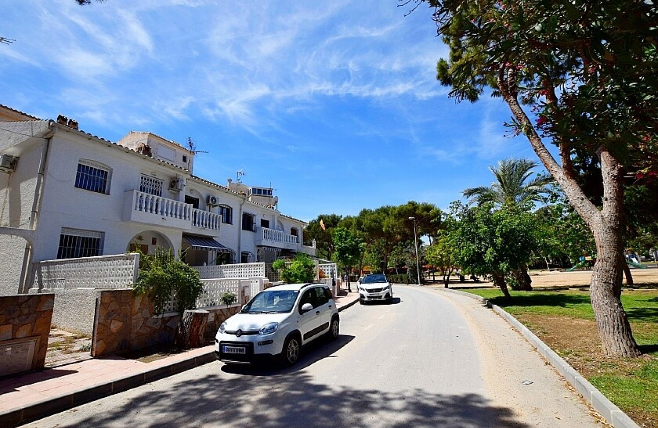 Begagnad - Radhus - Orihuela Costa - La Zenia