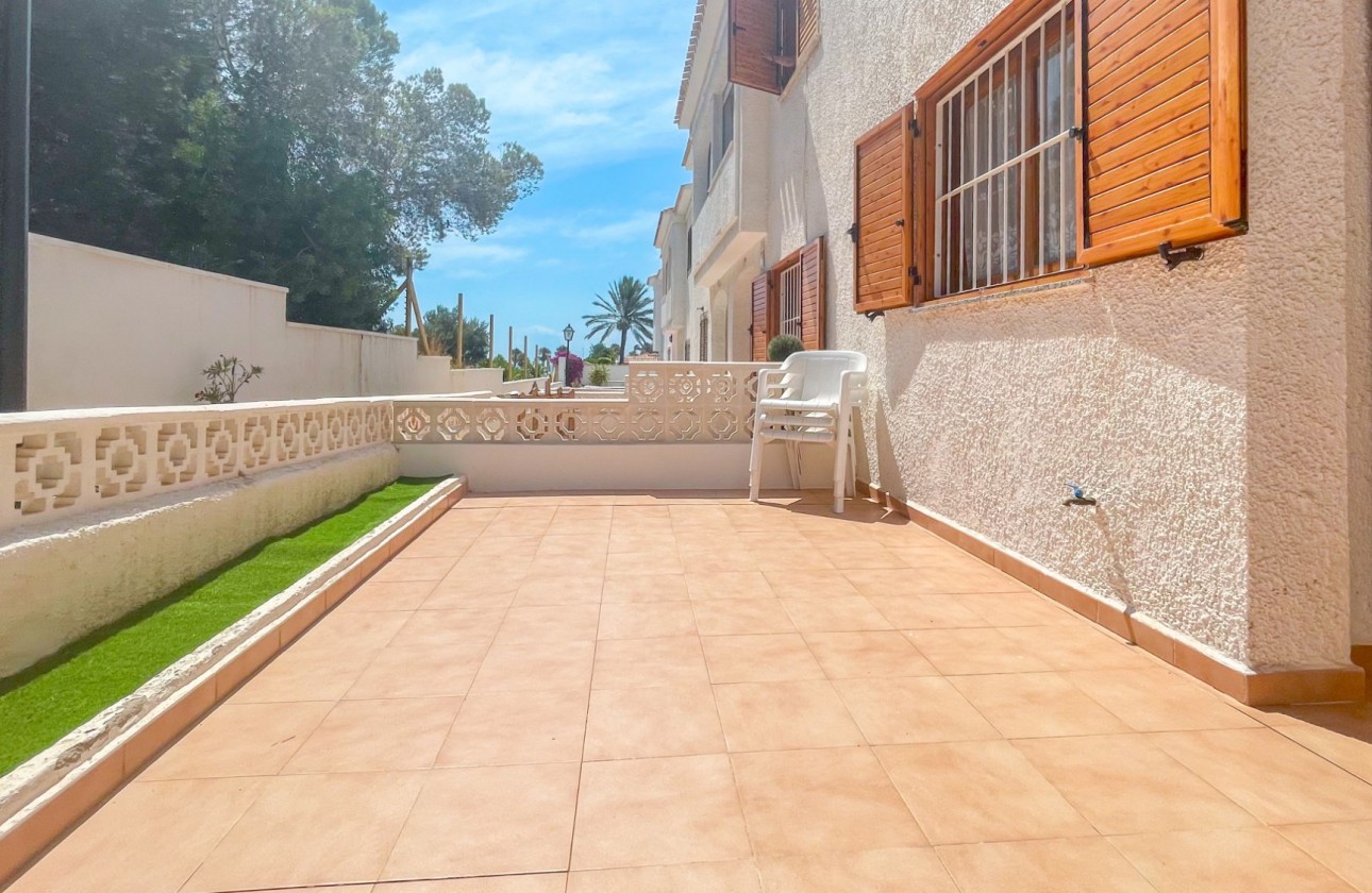 Begagnad - Radhus - Orihuela Costa - Playa Flamenca