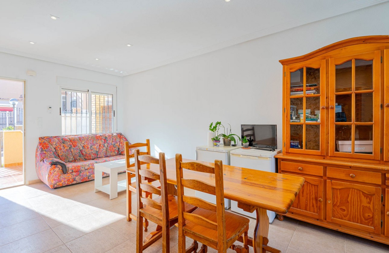 Begagnad - Radhus - Orihuela Costa - Punta Prima