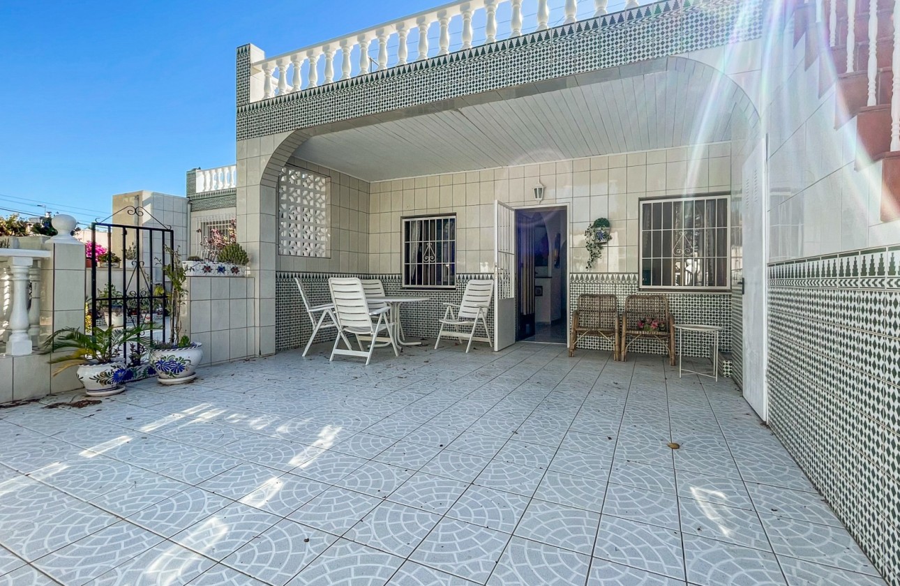 Begagnad - Radhus - Torrevieja - La Siesta - El Salado -  Torreta