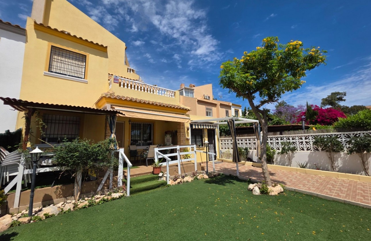 Begagnad - Radhus - Torrevieja - Nueva Torrevieja - Aguas Nuevas